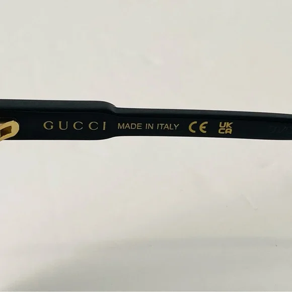 New Gucci Women’s Square Ladies Sunglasses
Item No. GG0533SA 001 56 - Picture 6 of 14